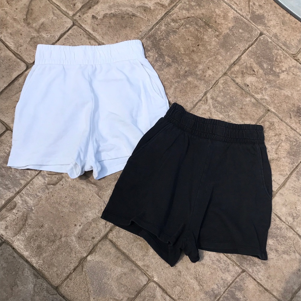 Two pairs of Zara high waisted cotton shorts with pockets size small